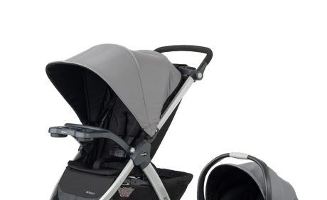 “Travel in Confidence with the Chicco Bravo 3-in-1 Trio Travel System: Ensuring Safety and Style